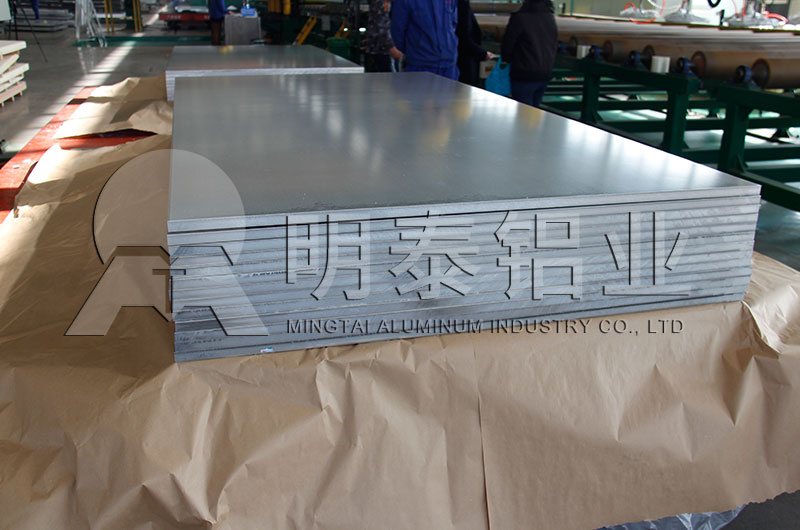 鋁板可以用在散熱器上嗎？散熱器鋁板選用哪個規(guī)格比較好？價格高嗎？