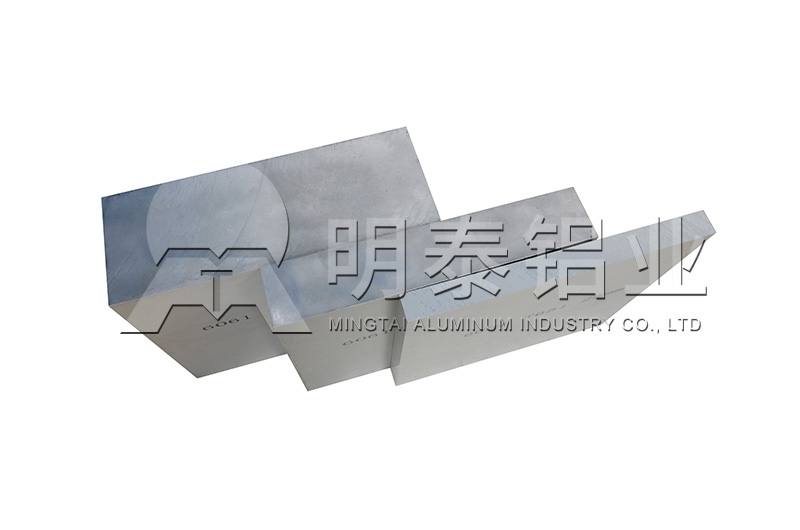 6個(gè)厚鋁板多少錢(qián)1噸？有哪些規(guī)格型號(hào)可選